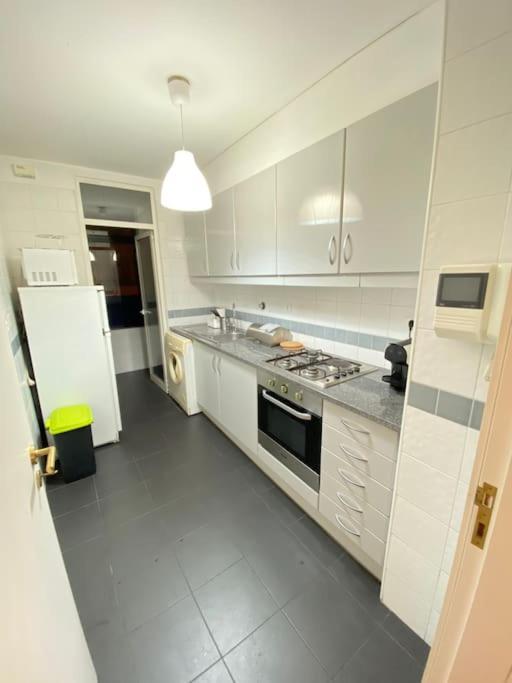Swimming Pool Apartment With Private Garage Porto Buitenkant foto